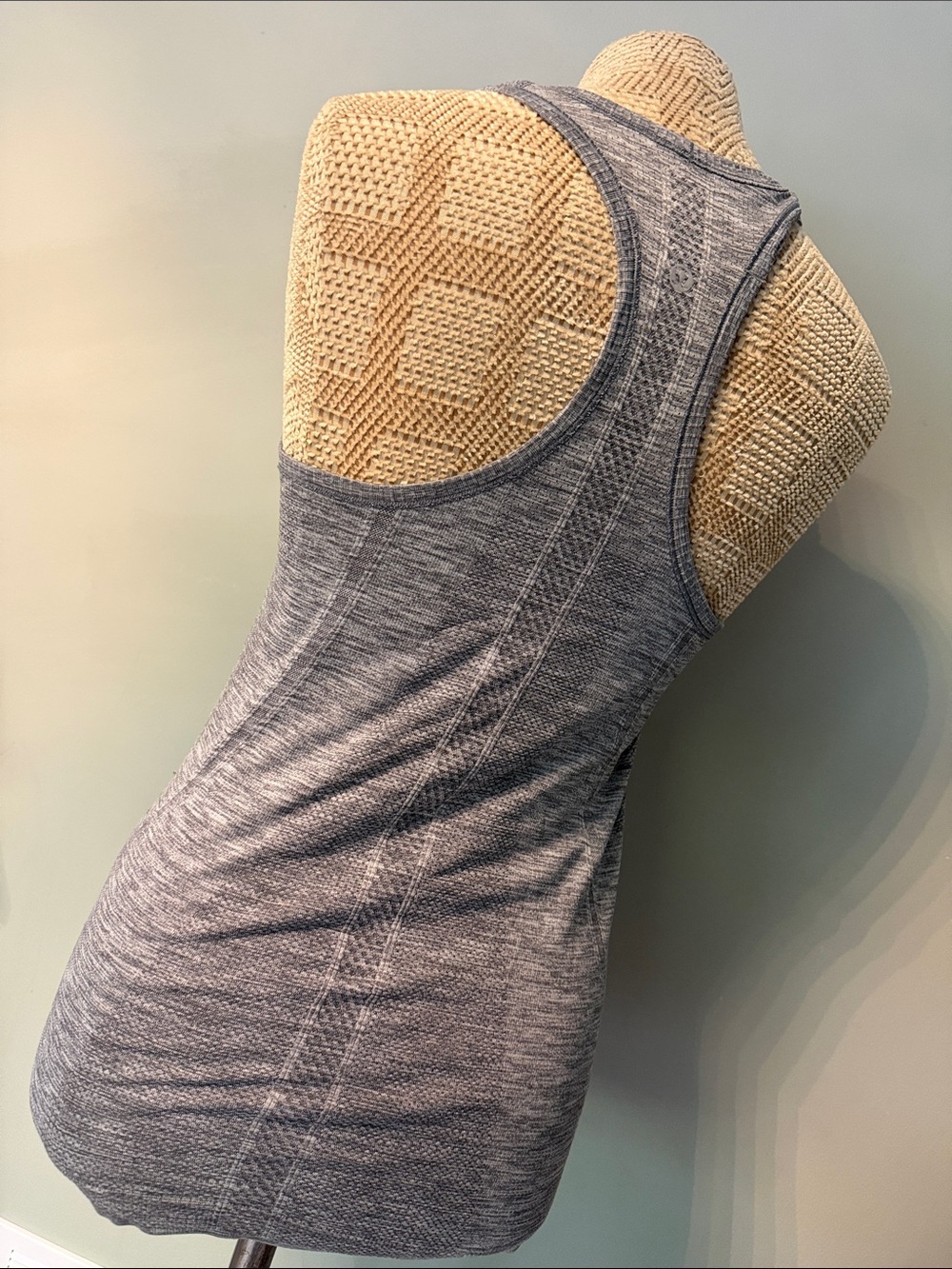 Lululemon Swiftly Tech Racerback - Picture 4 of 4